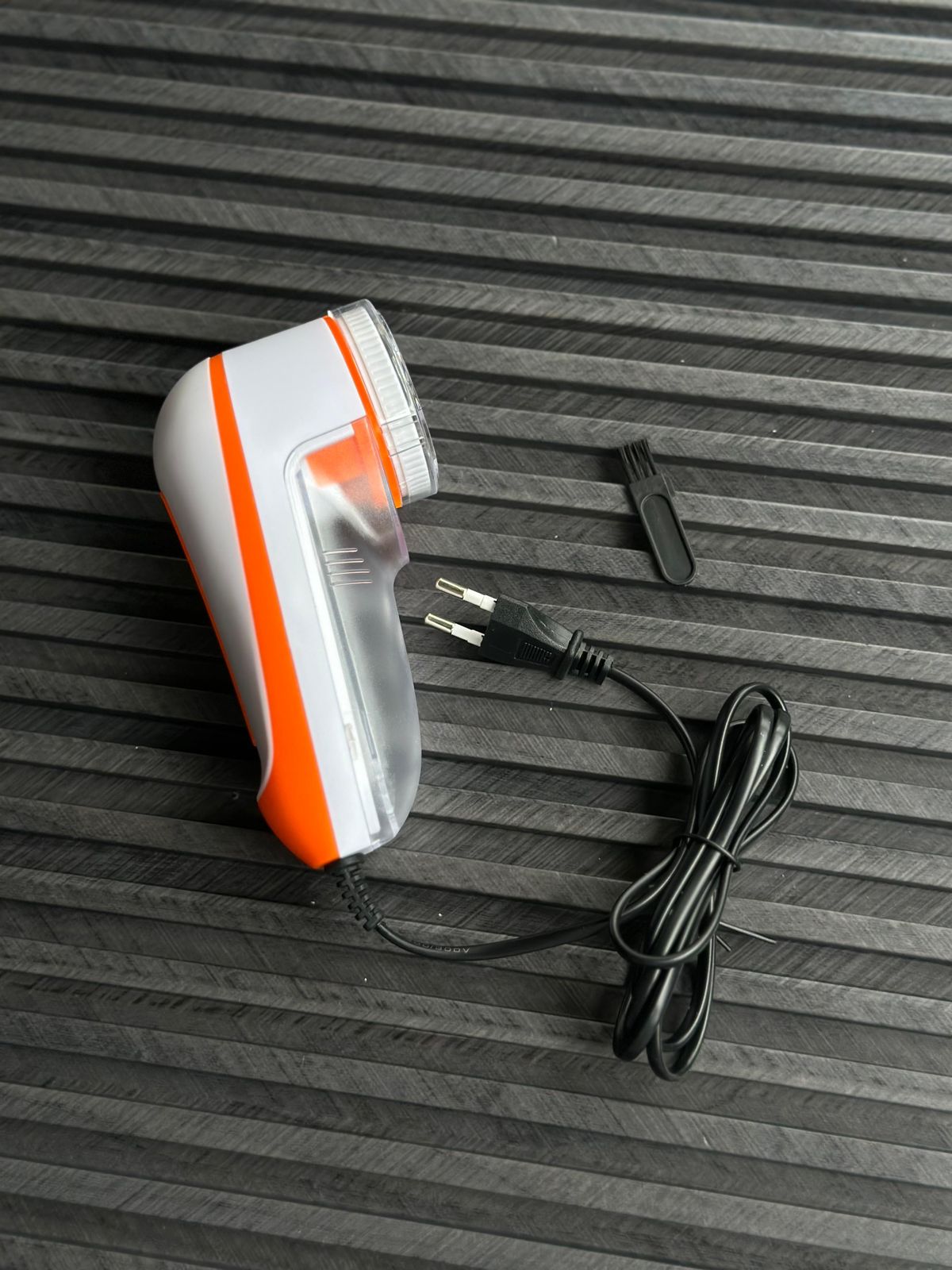 Lint Remover